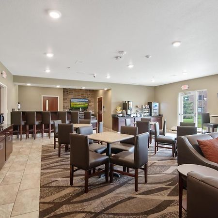 Cobblestone Hotel & Suites - Austin Buitenkant foto