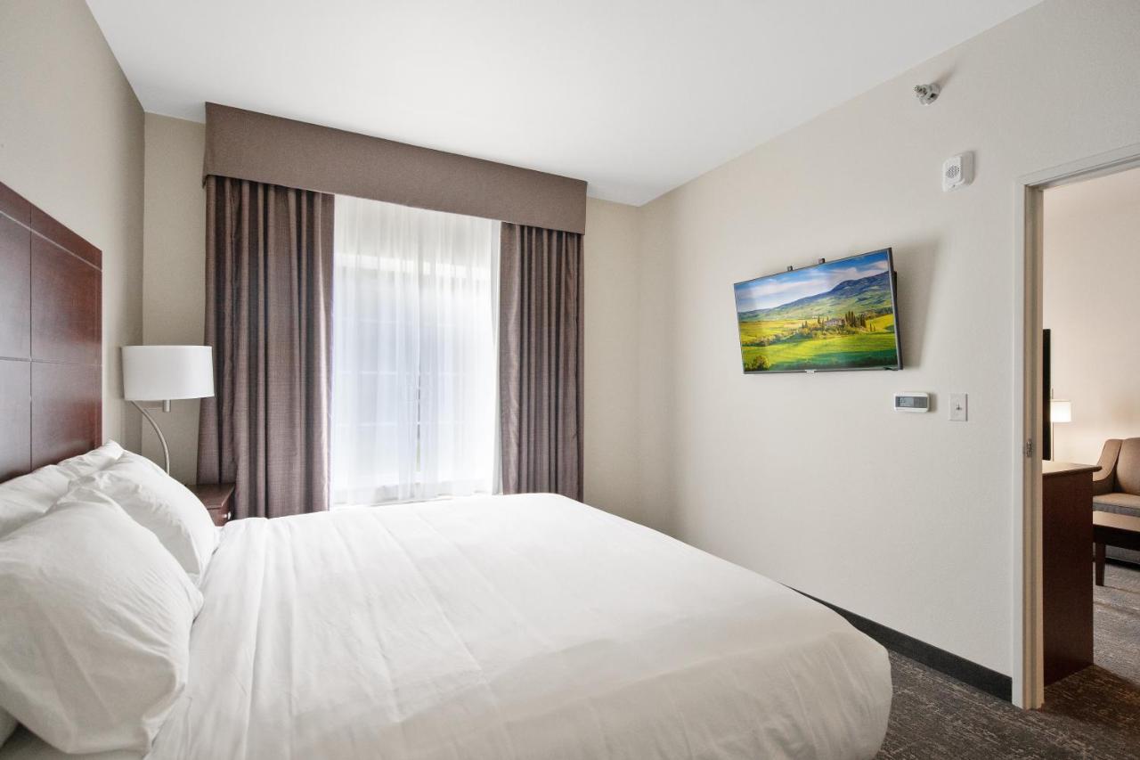 Cobblestone Hotel & Suites - Austin Buitenkant foto