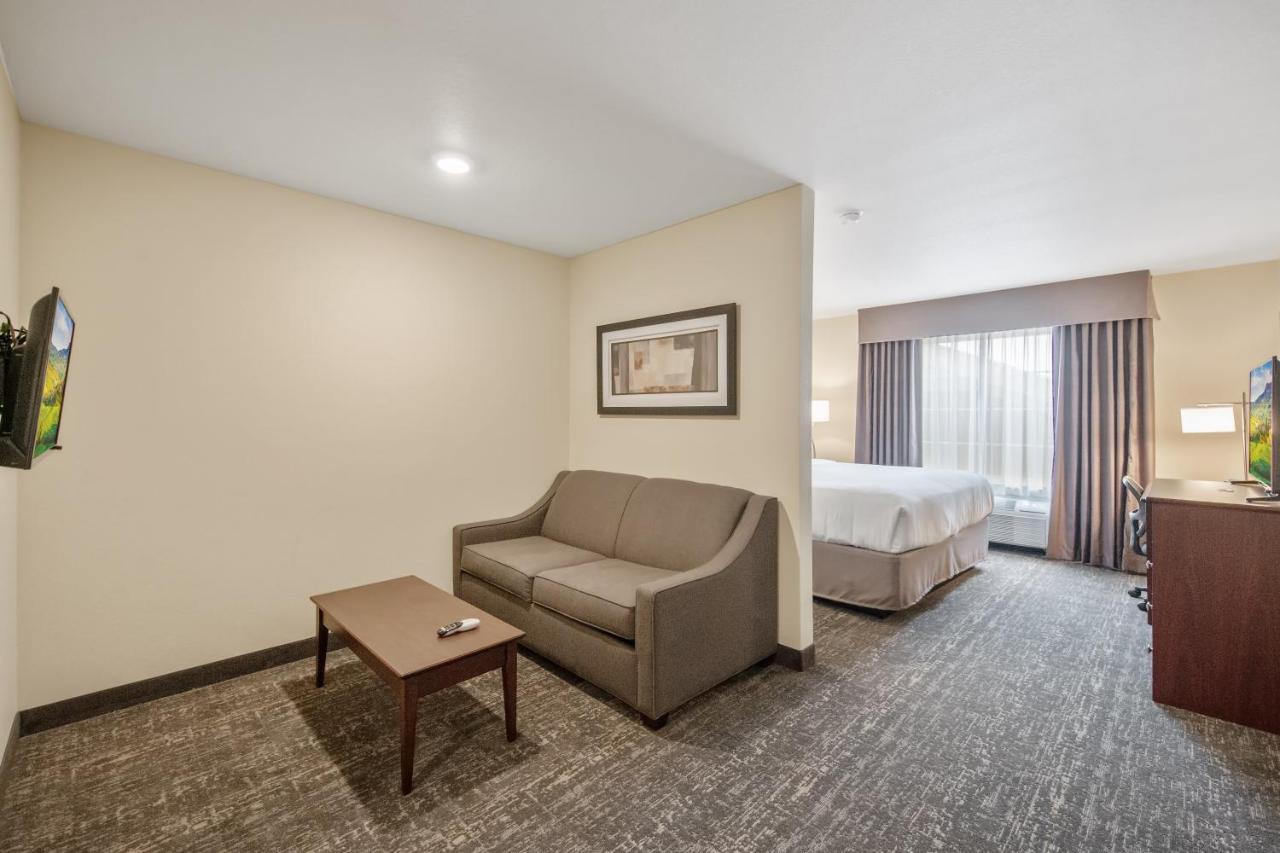 Cobblestone Hotel & Suites - Austin Buitenkant foto