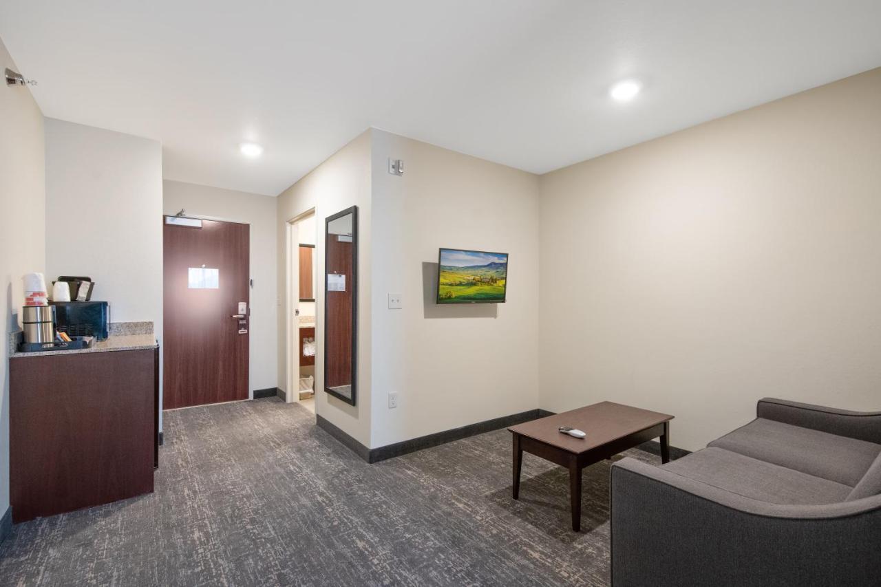 Cobblestone Hotel & Suites - Austin Buitenkant foto